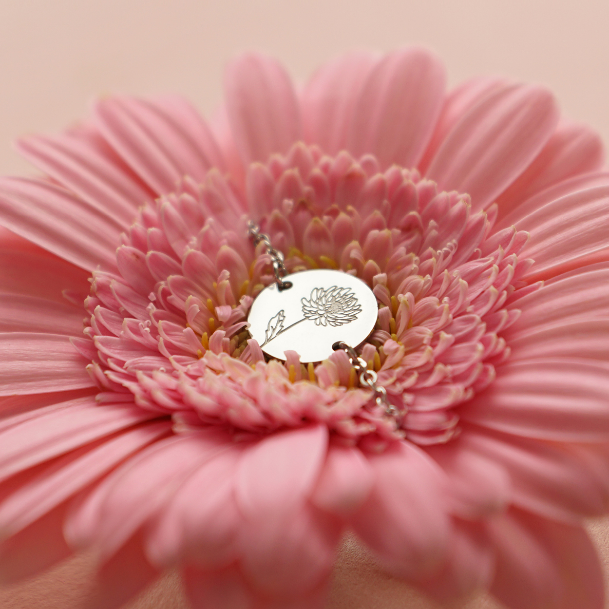 Armband FLOWER LOVE – Chrysantheme Armband FLOWER LOVE – Chrysantheme