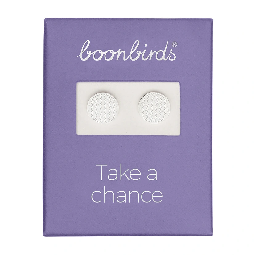 Versilberte Ohrstecker mit dem Motiv Blume des Lebens von der Marke boonbirds